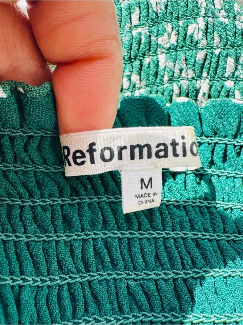 Reformation. Size M. Green Smocked Square-Neck Puff Sleeve Top